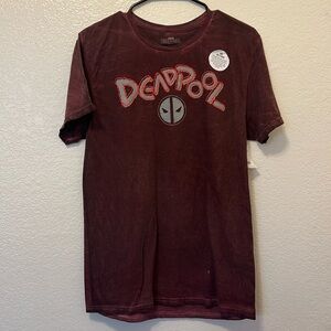 Deadpool & Wolverine Adult Medium Maroon T-shirt
